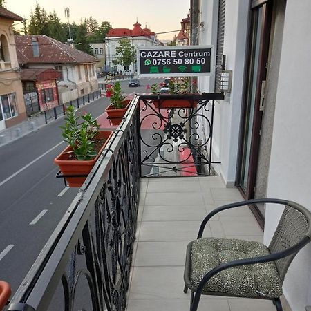 Cazare Centrum Curtea de Argeş Exterior foto